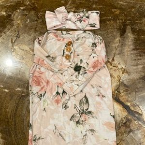 Posh Peanut Knotted gown with matching bow 0-3 months